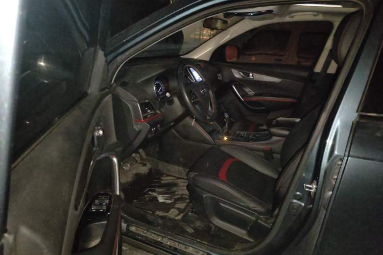 Used Changan CS55 2017 1.5T Manual Colorful Edition