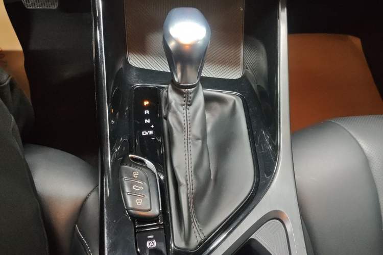 Used Roewe i5 2021 1.5L CVT Diamond Edition
