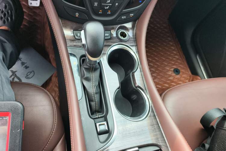 Used Buick Envision 2017 28T Four-Wheel Drive Elite Model