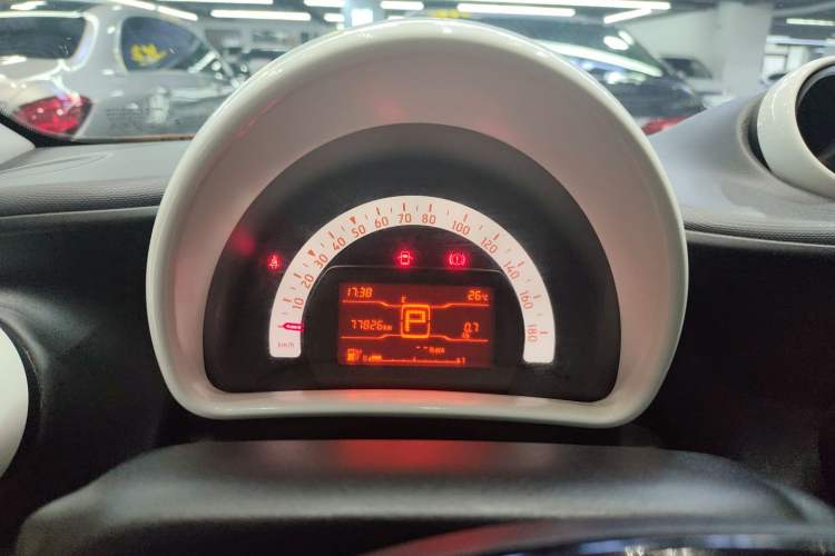 Used  forfour 2016 1.0L 52 kW Dynamic Edition
