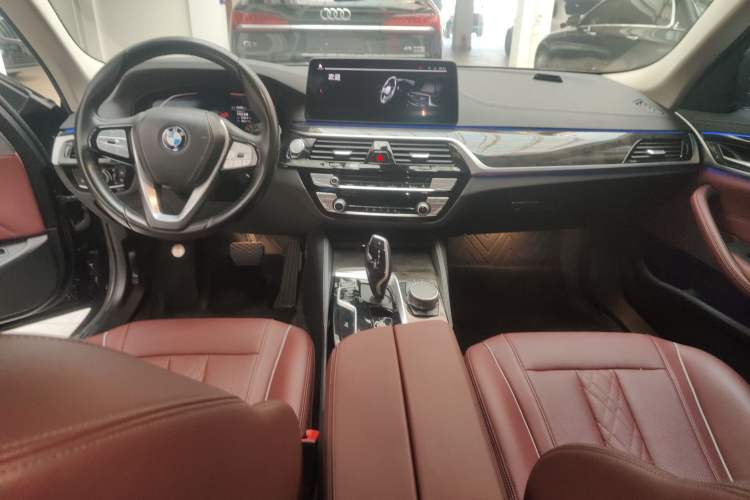 Used BMW 5 Series 2021 525Li Luxury Package
