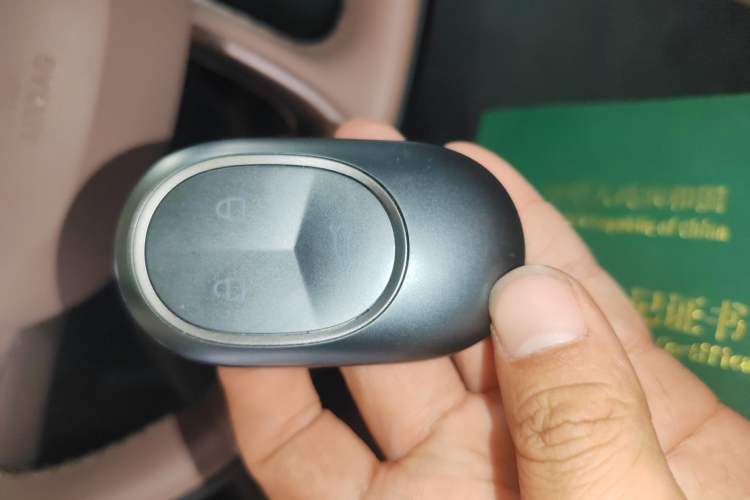 Used Nio EC6 2024 75 kWh
