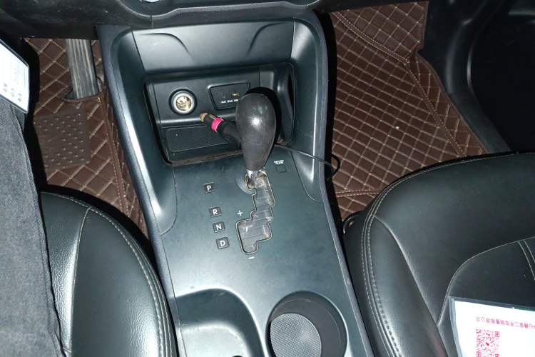 Used Hyundai ix35 2015 2.0L Automatic 2WD Comfort Edition China IV Standard
