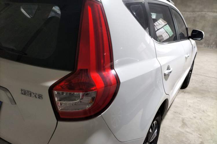 Used Geely Auto Vision X6 2016 1.3T CVT Flagship Model