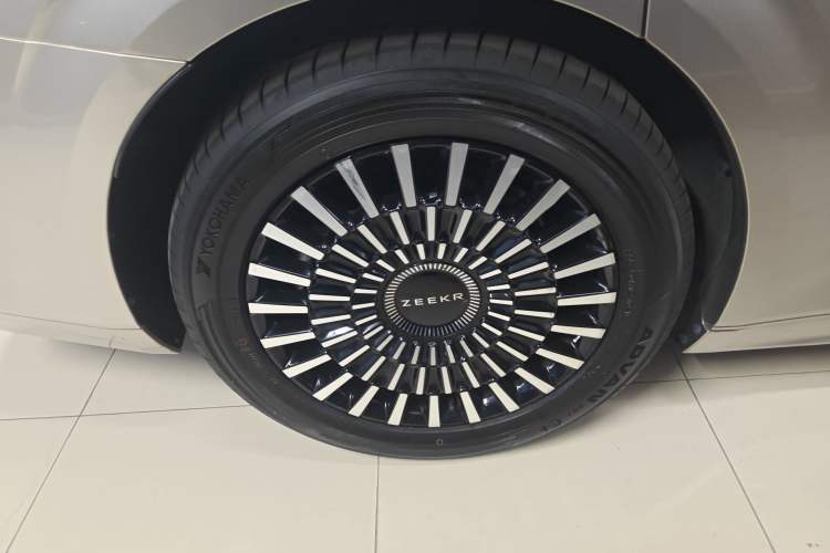 Used Zeekr 009 2022 WE Edition
