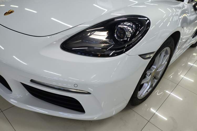 Used Porsche 718 2022 Boxster 2.0T
