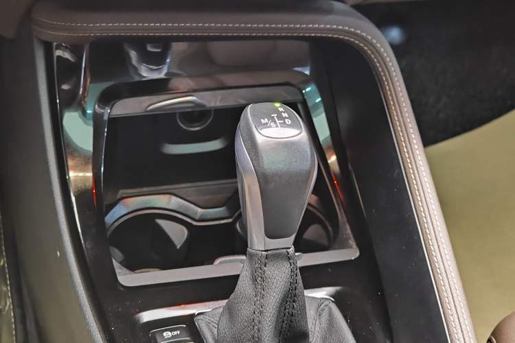 Used BMW X1 2019 sDrive18Li Premium Edition
