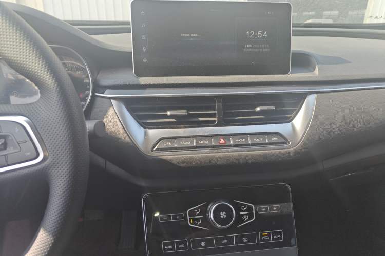 Used Hongqi H5 2020 1.8T Automatic ZhiLian QiYun Edition
