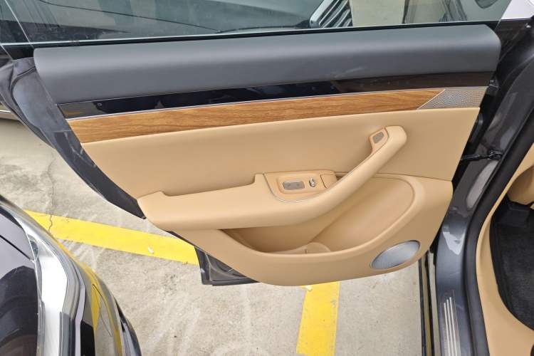 Used Hima Luxeed R7 2024 All-Electric 736 km Ultra
