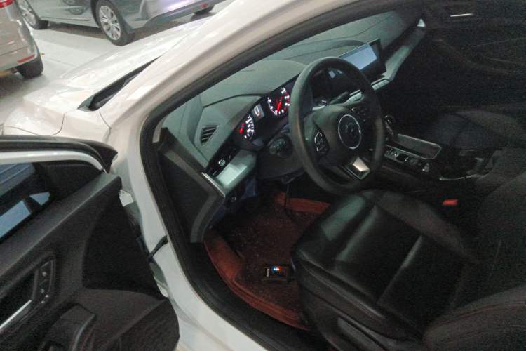 Used MG 5 2021 180 DVVT CVT Youth Luxury Edition
