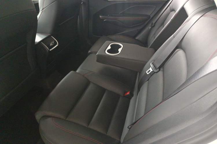 Used Geely Auto Binray 2018 14T CVT Binyi Edition
