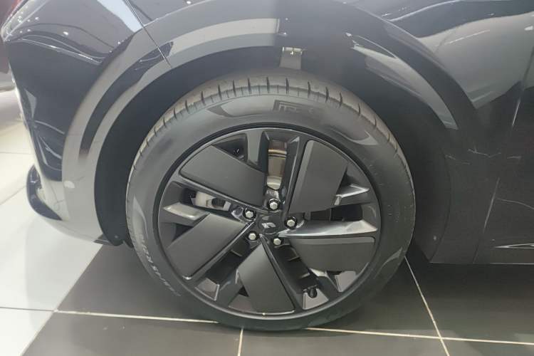 Used Li Auto L6 2025 Pro Smart Refresh Edition
