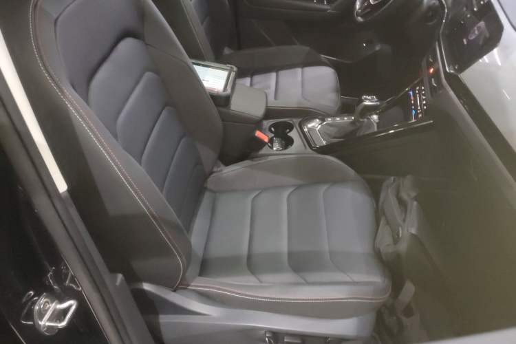 Used Volkswagen Tayron 2022 280TSI Two-Wheel Drive Luxury Smart Connectivity Version
