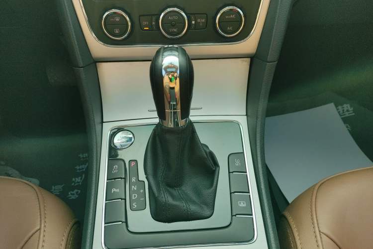 Used Volkswagen Passat 2014 1.8TSI DSG Prestige Edition
