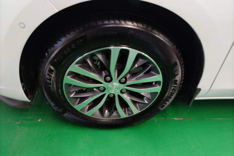 Used Buick GL8 2021 ES Land Cruiser 653T Luxury Edition