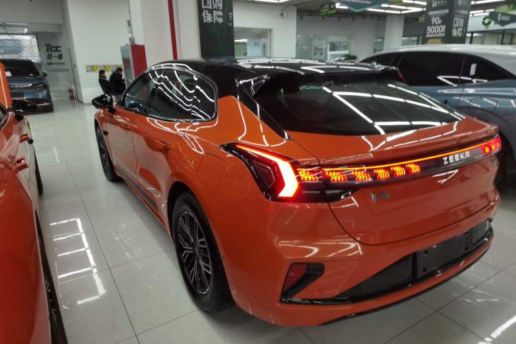 Used Zeekr 001 2024 WE Edition 100 kWh Rear-Drive
