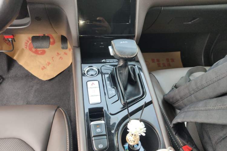 Used  J7 2020 1.5T CVT Superior Trim
