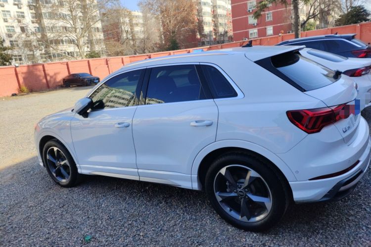 Used Audi Q3 2023 35 TFSI Fashion Dynamic Model (1.4T)