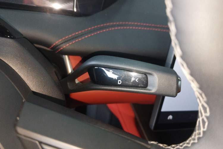 Used  SU7 2024 Rear-Drive Long-Range Intelligent Driving Version
