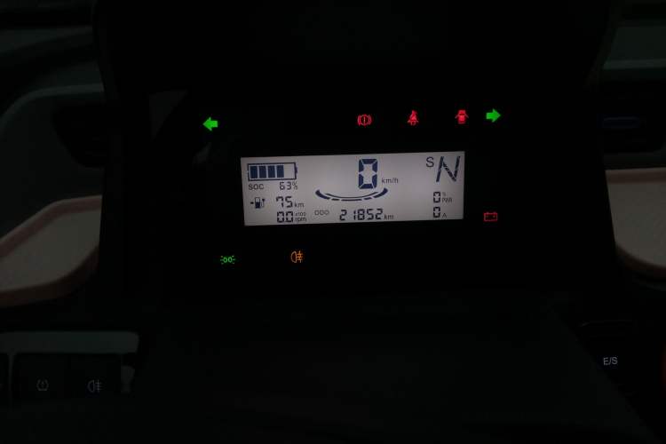 Used Wuling Hongguang MINIEV 2022 Easy Version Lithium Iron Phosphate
