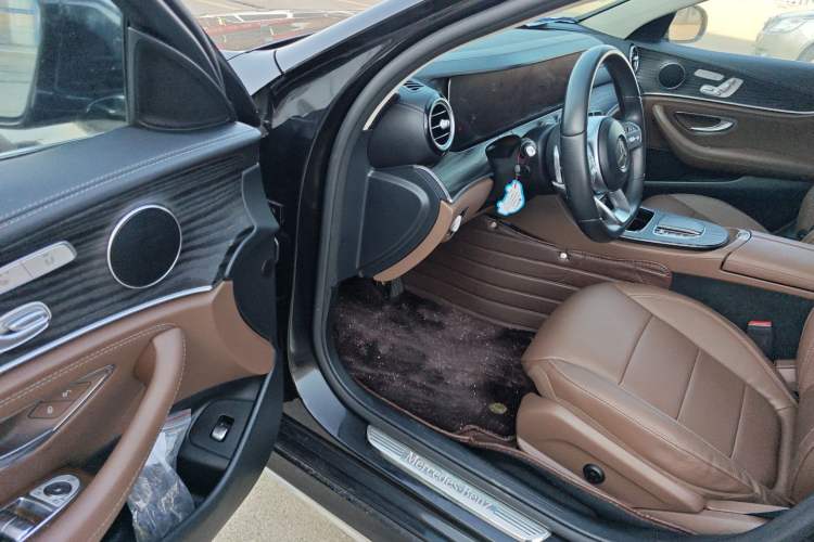 Used Mercedes-Benz E-Class 2019 Restyled E 300 L Sporty and Stylish Edition
