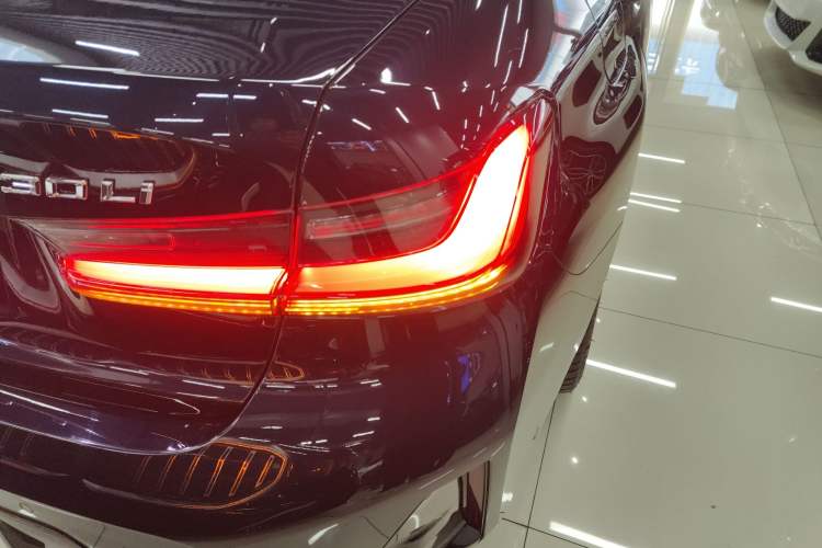 Used BMW 3 Series 2025 330Li M Sport Shadowline Package
