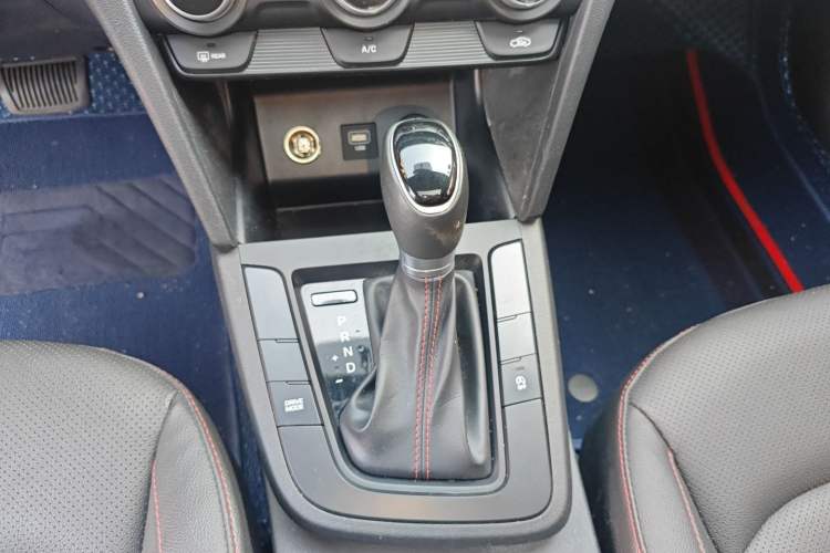 Used Hyundai Elantra 2019 1.4T Dual-Clutch Xuan Dong · Dynamic Model