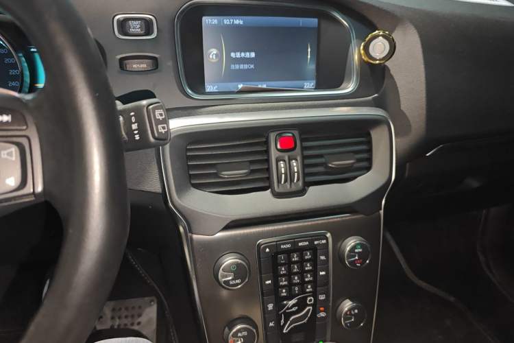 Used Volvo V40 2014 2.0T Zhiya Edition