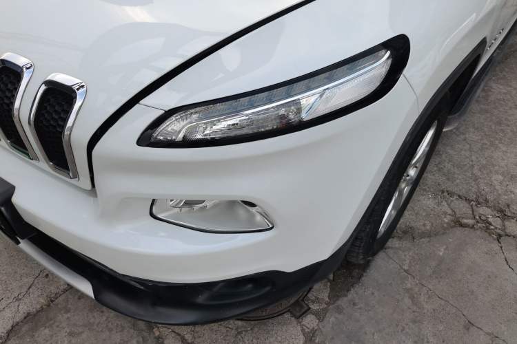 Used  Cherokee 2017 2.0L Superior Edition
