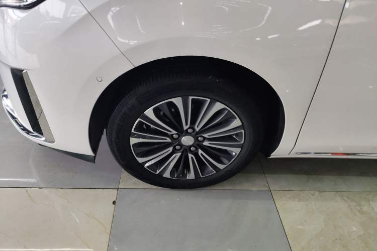 Used Buick GL8 2023 ES Lu Zun Luxury Model
