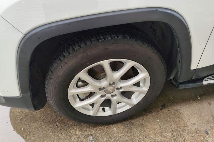 Used  Cherokee 2016 2.0L Smart Version
