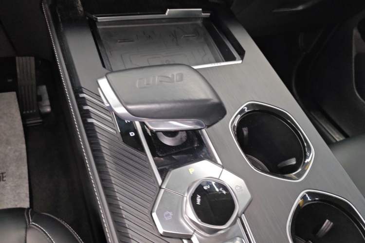 Used Changan UNI-K iDD 2023 Smart Electric iDD 1.5T 135km Smart Leading Model
