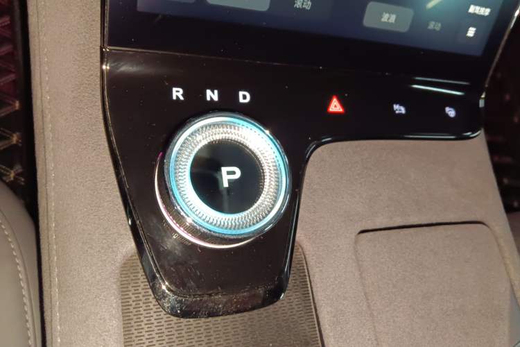 Used VOYAH PASSION 2023 Four-Wheel Drive Flagship Edition
