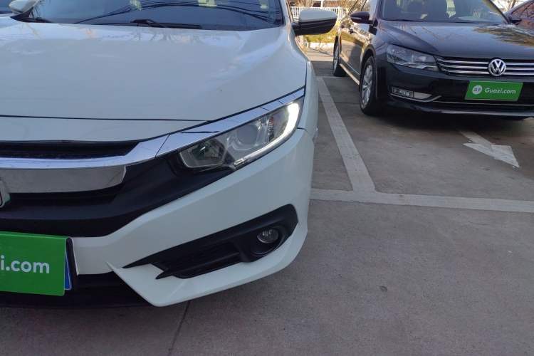 Used Honda Civic 2016 220TURBO CVT Luxury Edition
