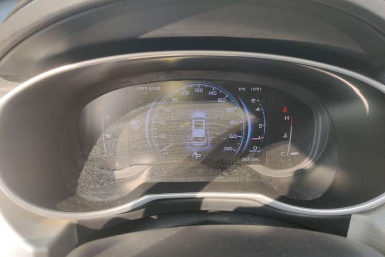 Used Geely Auto Emgrand X7 Sport 2018 1.8TD Automatic Two-Wheel Drive Smart Connect 4G Internet Edition
