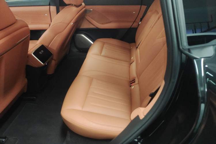 Used ONVO L60 2024 60 kWh Rear-Drive Version
