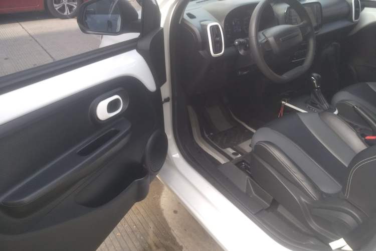 Used Roewe Clever 2022 311km QiQi BoBo Edition
