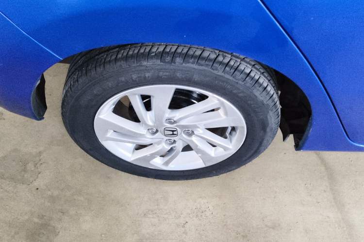 Used Honda Fit 2016 1.5L SES CVT Fashion Sunroof Edition