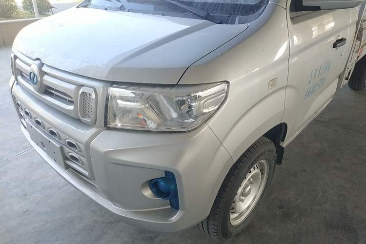 Used Ruichi EC71 2024 EC71L Cargo Pioneer I Model 41.85 kWh
