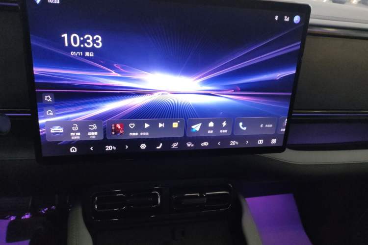 Used  Leopard 5 2023 Explore Edition