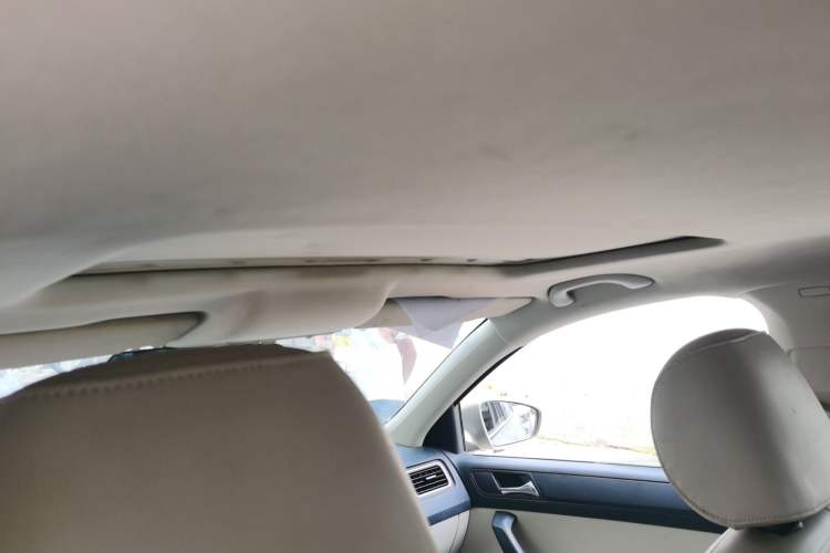 Used Skoda Rapid 2013 1.6L Automatic Smart Selection Model
