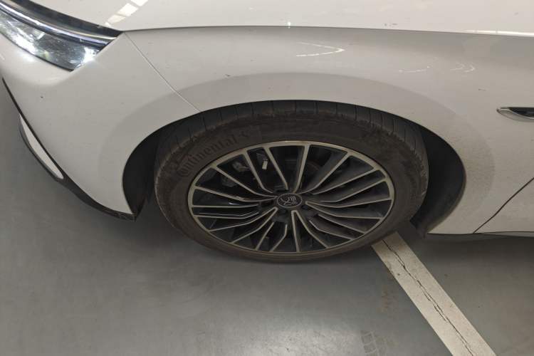 Used BYD Han 2020 EV Long-Range Luxury Model
