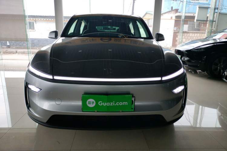 Used Tesla Model Y 2025 Rear-Wheel Drive First Edition