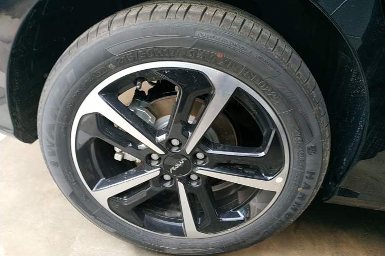 Used Dongfeng Aeolus Yixuan MAX 2024 1.5T Luxury Edition
