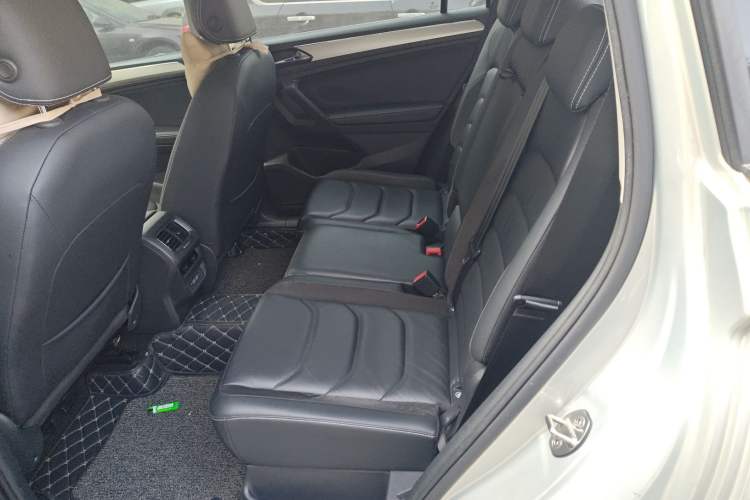 TDK.VehicleDetails.img