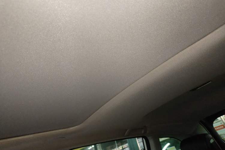 Used Honda Jade 2017 1.8L automatic Comfort version 5 seats
