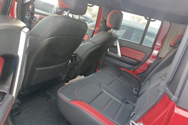 Used  BJ40 2024 2.0T Urban Hunter Honor Edition
