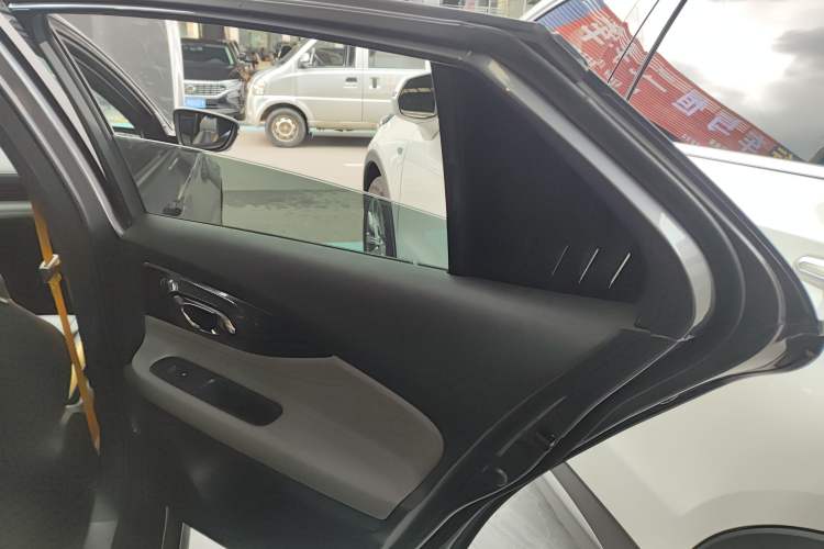 Used GAC Trumpchi EMPOW 2023 270T DCT J16 Version
