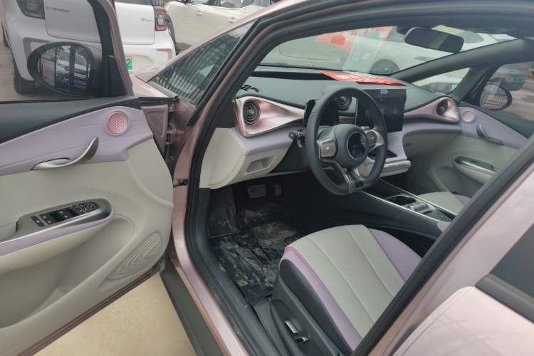 Used BYD Dolphin 2021 405 km Fashion Edition
