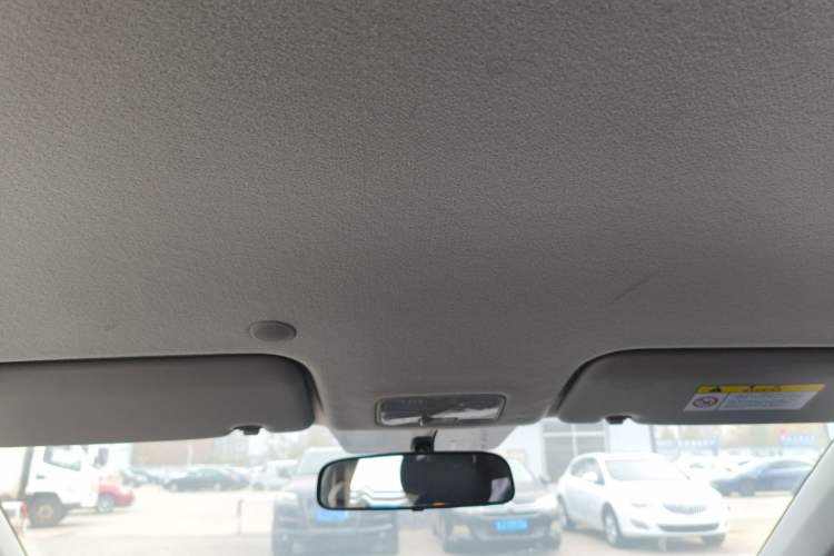 Used Kia Stonic 2021 1.4L CVT Fun Edition
